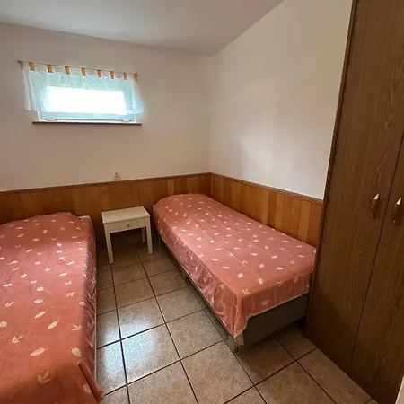 Rusalka Nad Jeziorem Vakantiehuis *