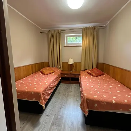 Rusalka Nad Jeziorem Feriehus *