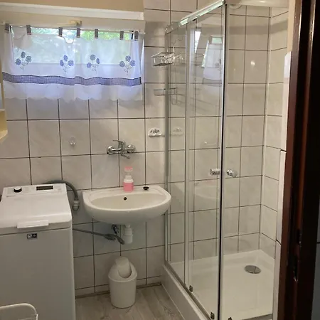 Feriehus Rusalka Nad Jeziorem *