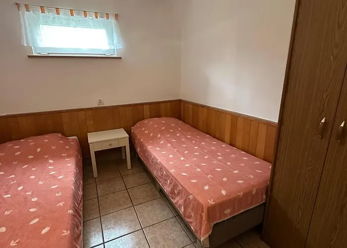 Rusalka Nad Jeziorem Holiday home *